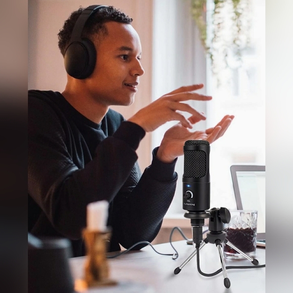 USB Microphone Podcast - Picture 3 of 5